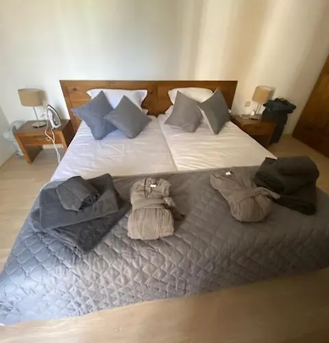 St John Hill Alexander Services * Bansko