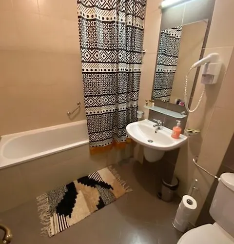 St John Hill Alexander Services Apartment *